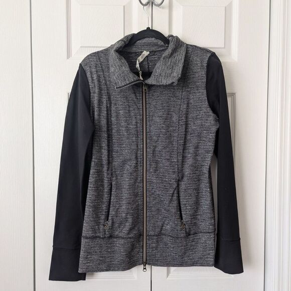 Women's Lululemon Black Zip Jacket Size 10 - Picture 1 of 4